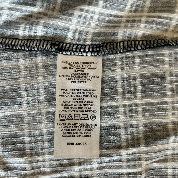 Loft Black White Plaid Dress Women's Size XS Puff Sleeve Faux Wrap Fit & Flare - Picture 9 of 12